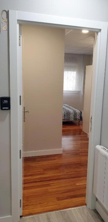 Pension Guggenheim Riverview Hbi01297 ビルバオ 部屋 写真
